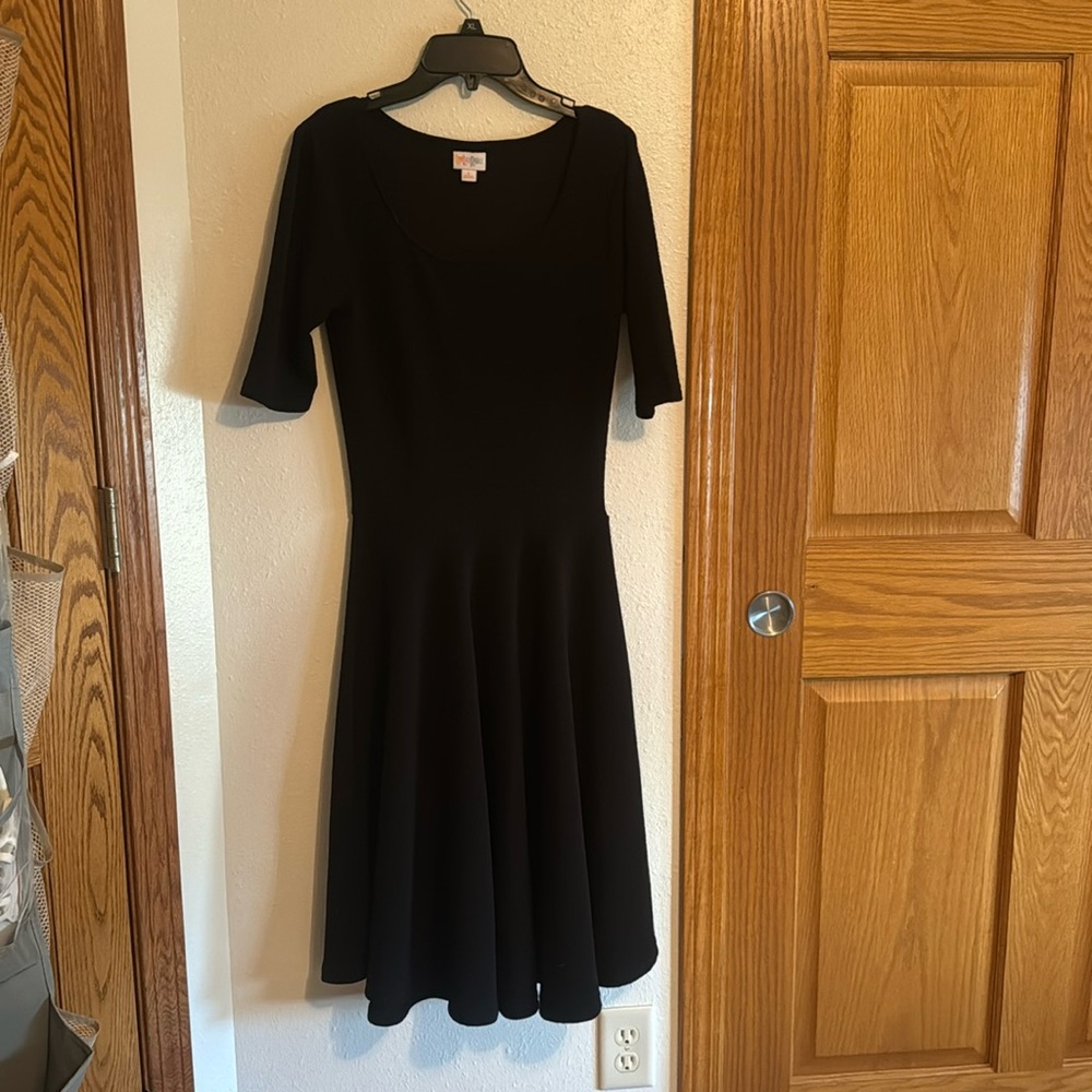 LuLaRoe Nicole Dress size small